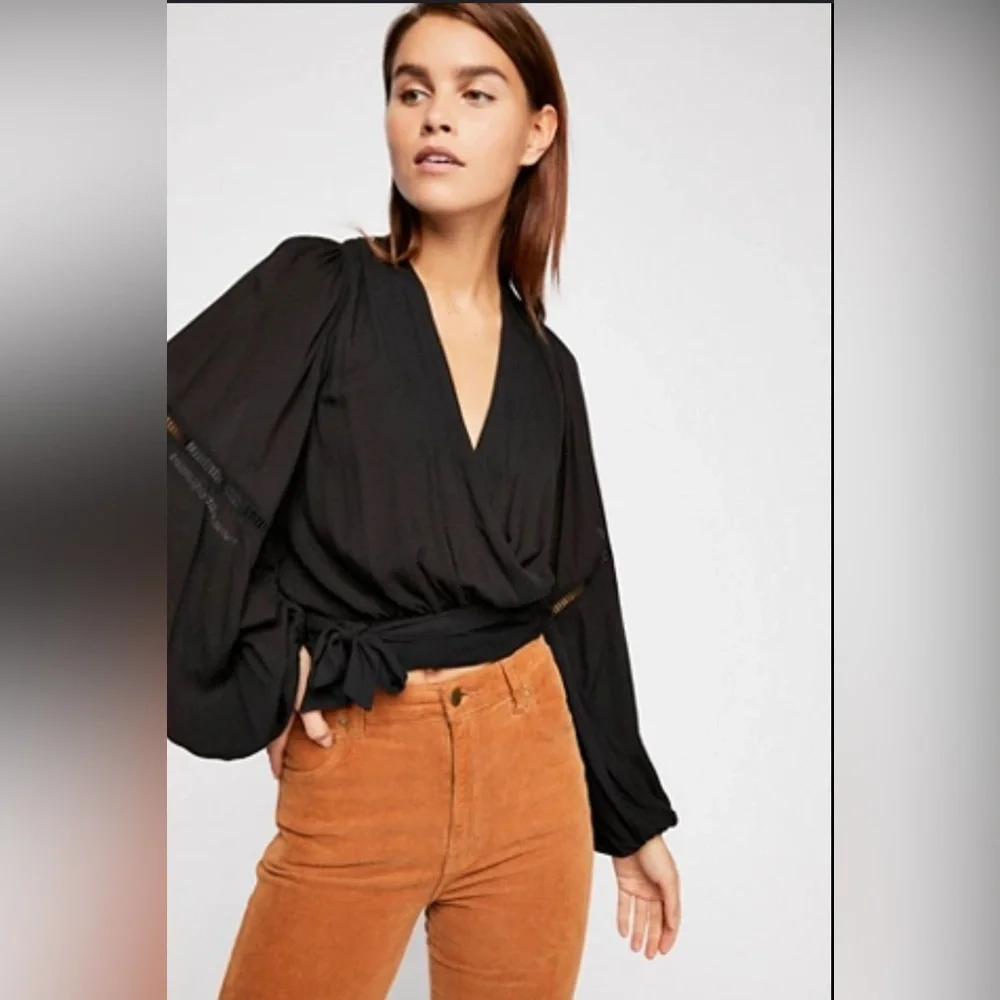 Free People Wrap top, Size Medium - Picture 1 of 5